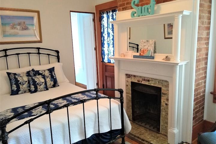 Room 43 of 56