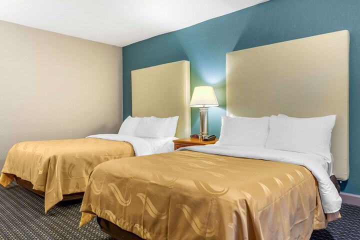 Room 15 of 30