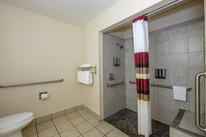 Red Roof Inn PLUS+ Hammond