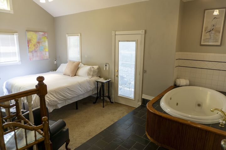 Room 20 of 25