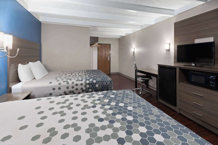 Baymont by Wyndham Bay City