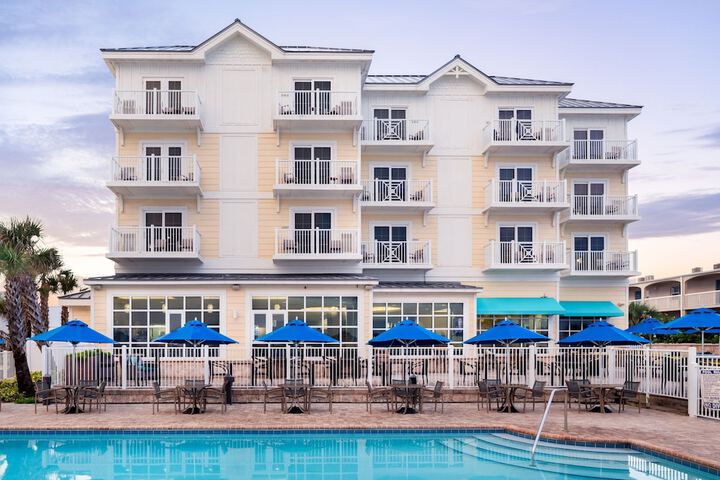 Hotel 4 of 56
