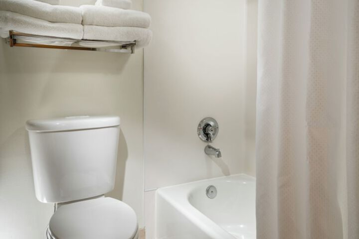 Room 35 of 43