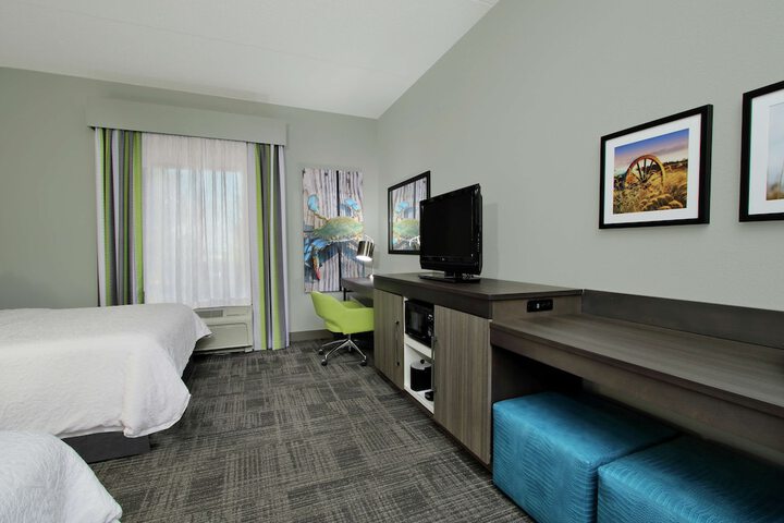Room 33 of 45