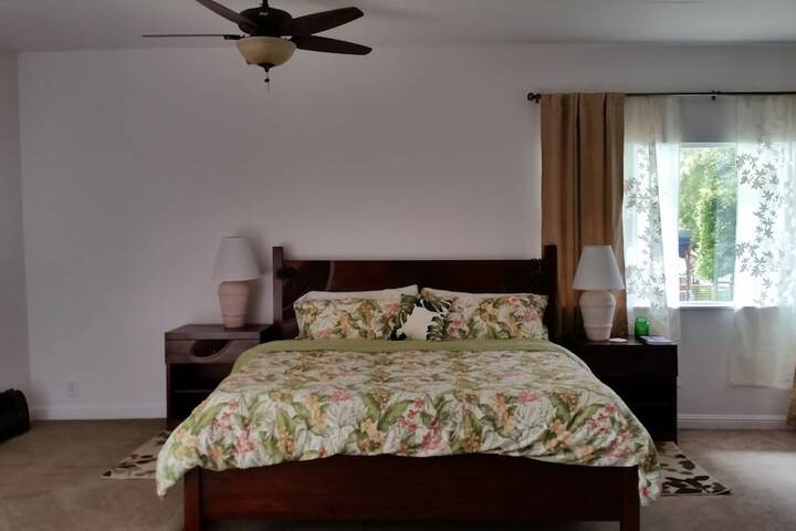 Volcano Acres Ranch B & B