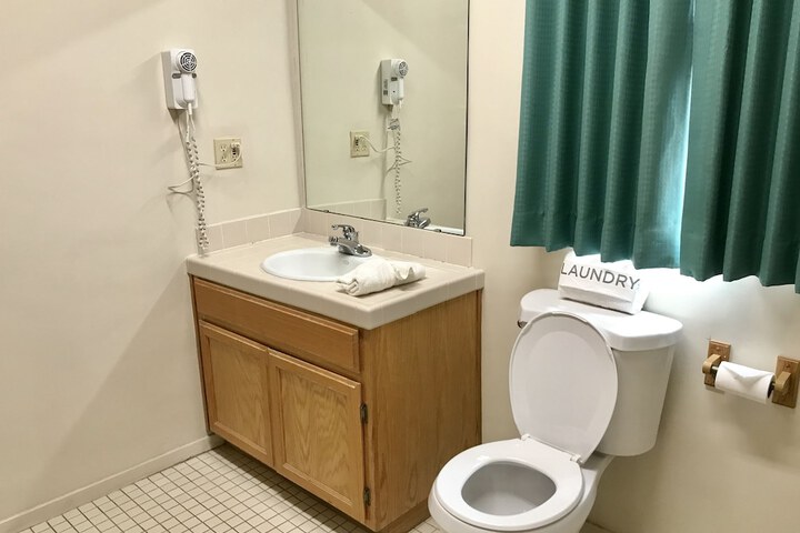Room 14 of 24
