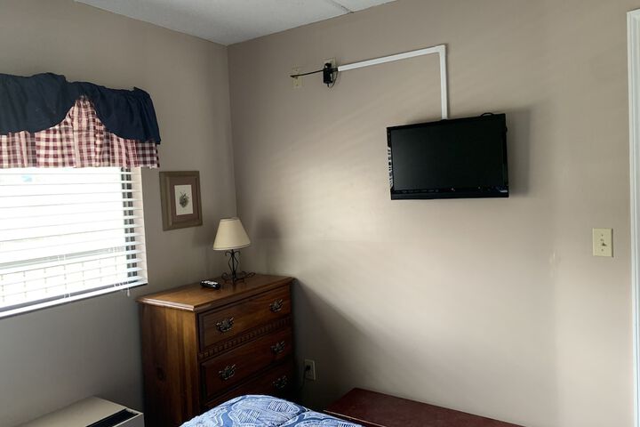 Room 173 of 214