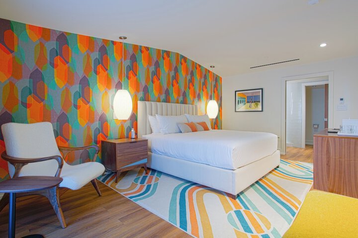 Room 20 of 28