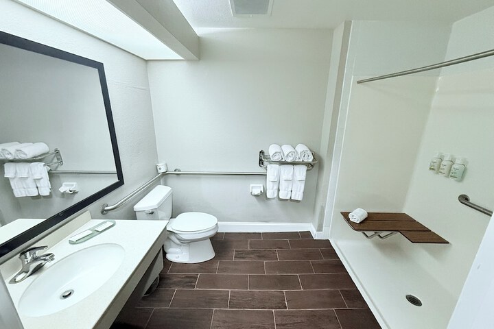 Room 41 of 50