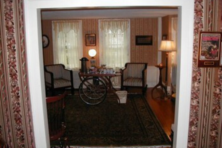 The Tolland Inn