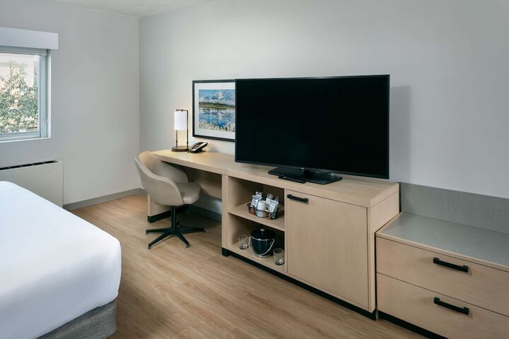 Room 33 of 56