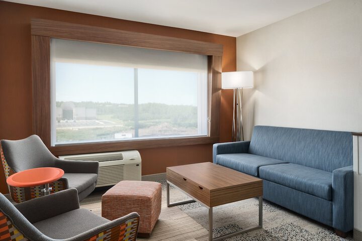 Room 22 of 43