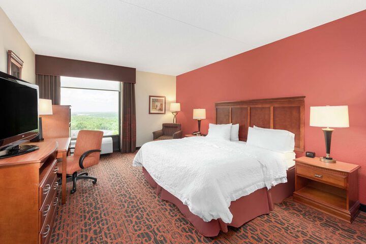 Room 14 of 29