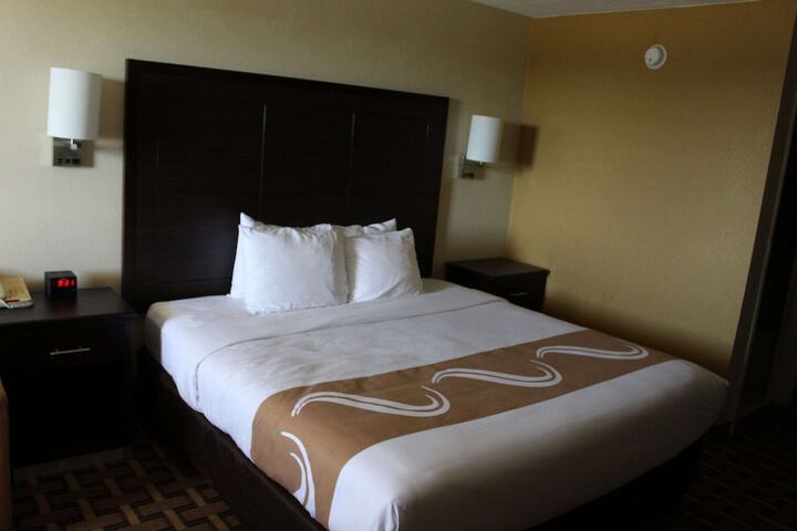 Room 31 of 49