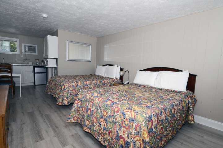 Room 28 of 48