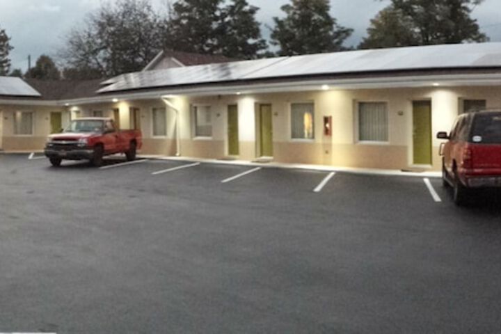 Lodge Inn