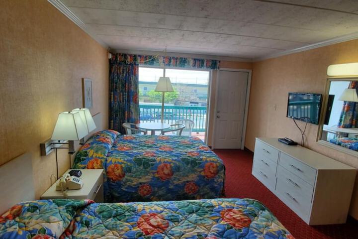 Room 17 of 22