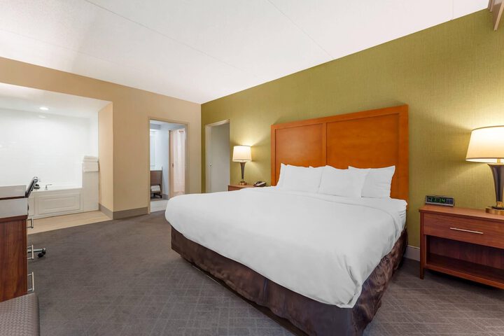 Comfort Inn & Suites LaVale - Cumberland