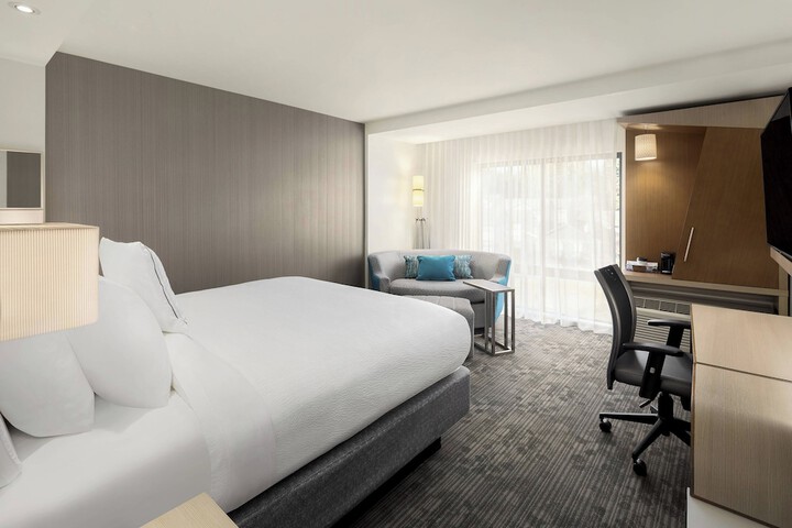 Room 20 of 36