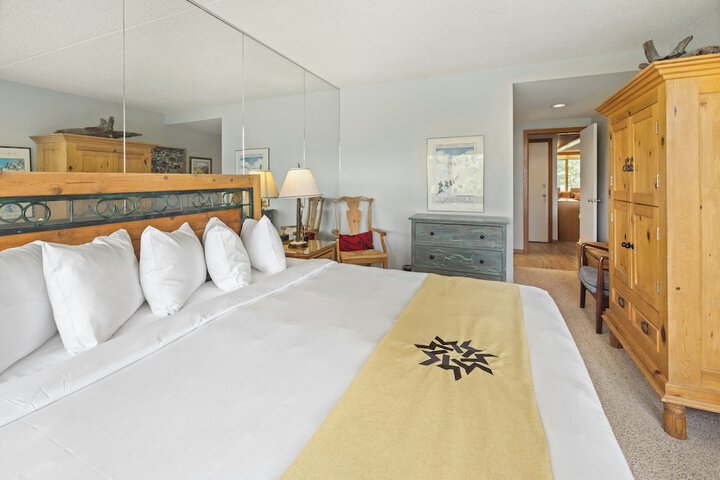 Evergreen Condominiums by Vail Resorts