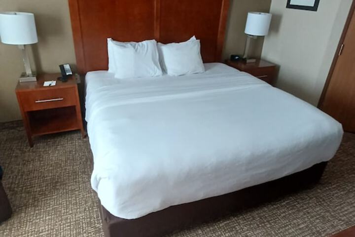 Room 37 of 46