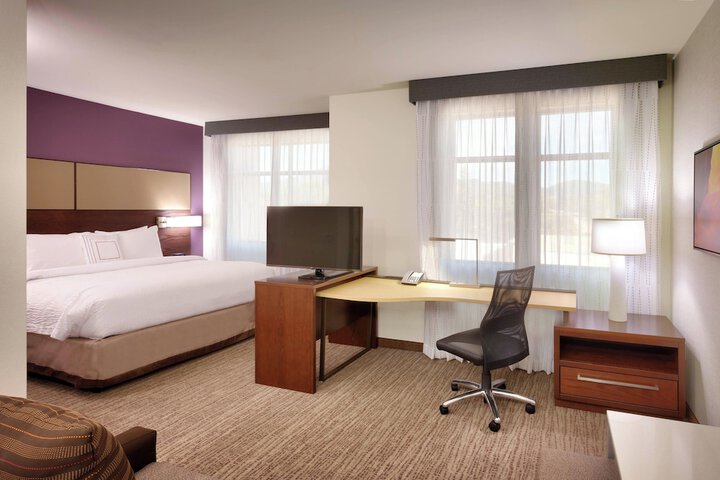Room 25 of 34