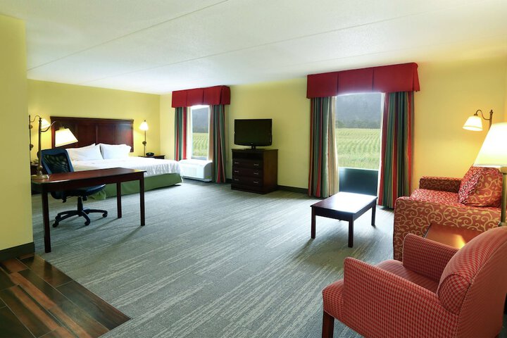 Room 25 of 115