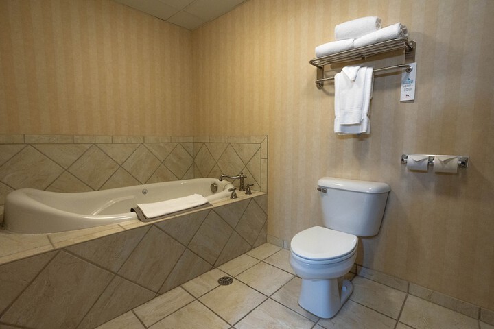 Wind River Hotel and Casino