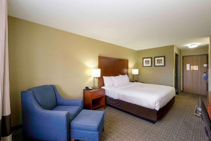 Room 41 of 78