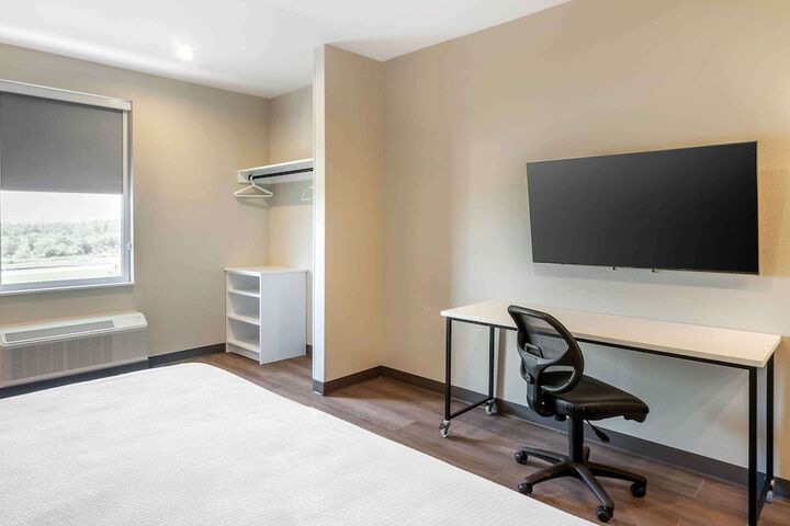 Room 36 of 71
