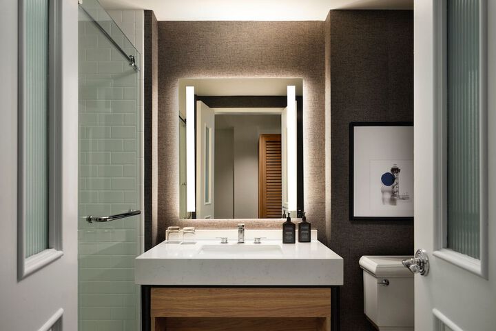 Sheraton Erie Bayfront Hotel