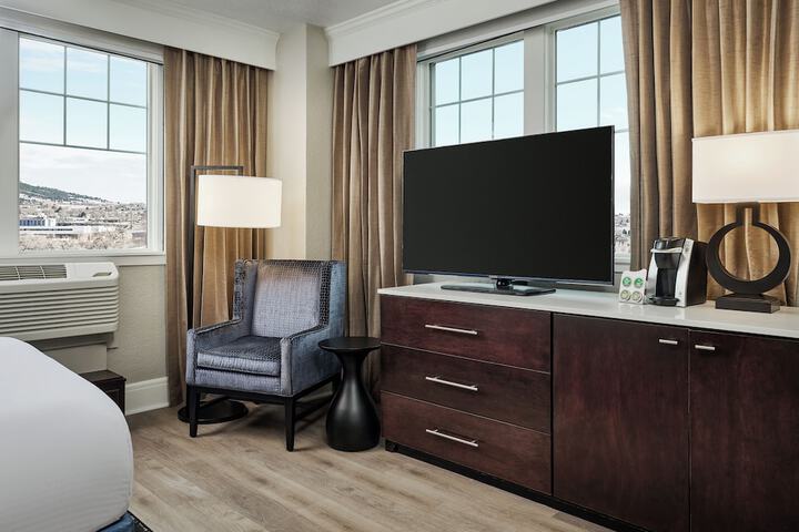 Hotel Alex Johnson Rapid City Curio Collection by Hilton