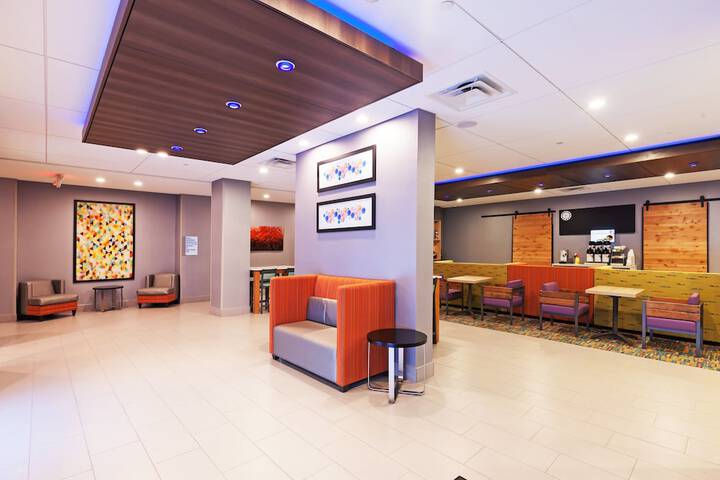 Hotel 3 of 33