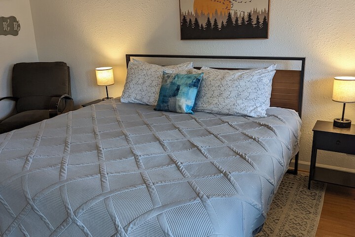 Room 18 of 43