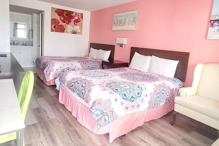 Room 9 of 26