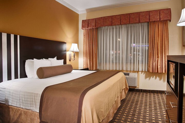 Room 40 of 55