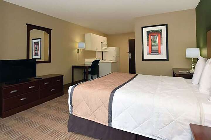 Room 30 of 54