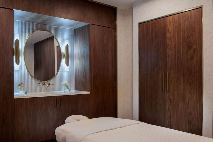 Amway Grand Plaza Curio Collection by Hilton
