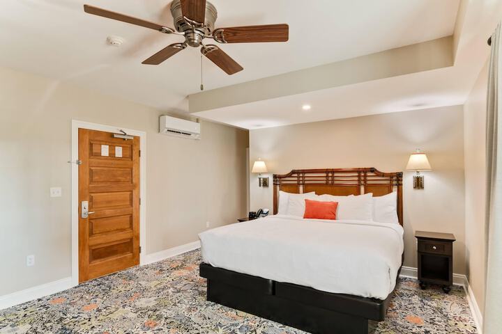 The Port Inn - Port St. Joe an Ascend Collection Hotel