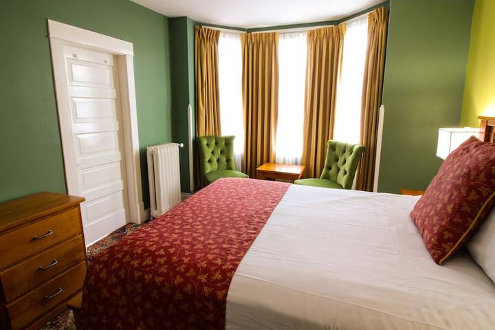 Room 82 of 140