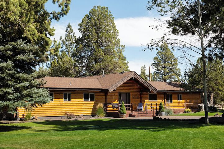 High-end Cabin 3BR 30min to Hoodoo Ski