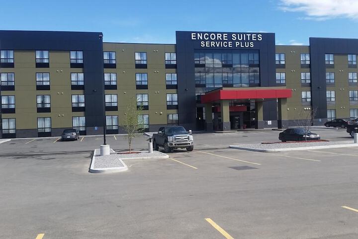 Encore Suites by Service Plus Inns