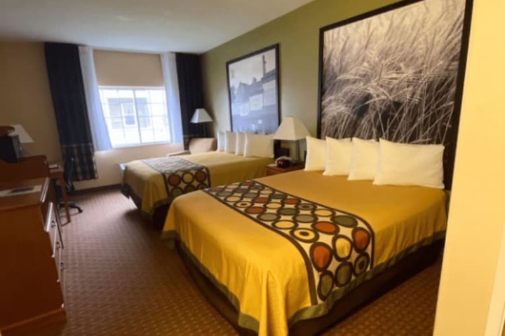Room 16 of 20