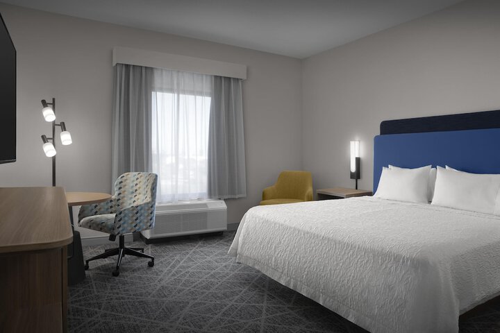 Hampton Inn & Suites Laurel MS