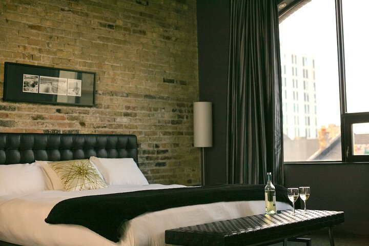 Room 25 of 31