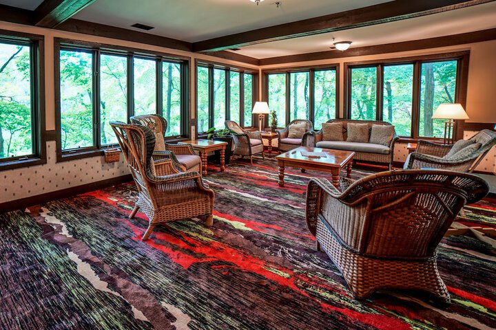 Spring House Inn