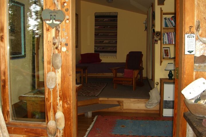 Room 10 of 46