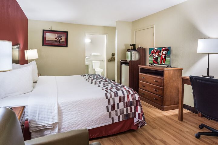 Room 12 of 34