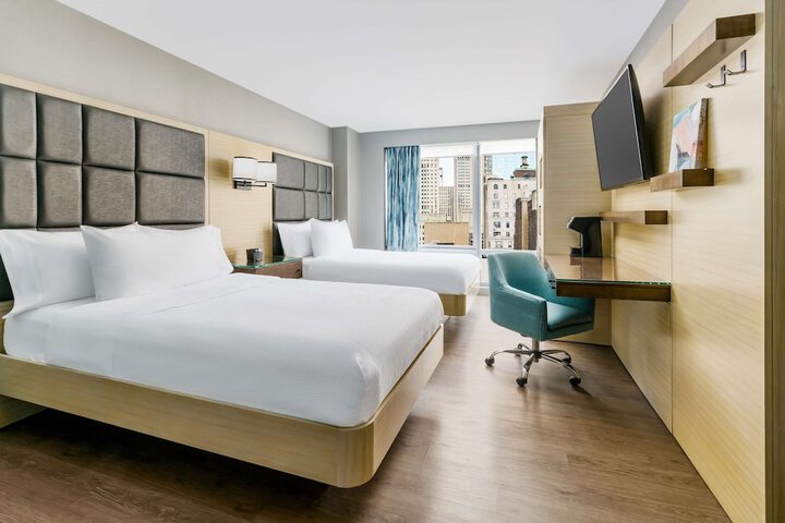 Room 20 of 37