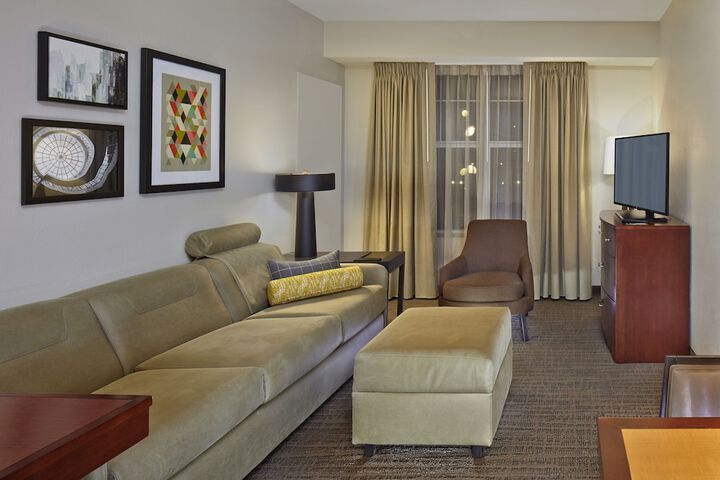 Room 12 of 26